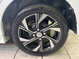 【純正14インチアルミホイール】外観にマッチした純正アルミホイールを装着しております。各種社外アルミホイールや、スタッドレスタイヤも取扱いしております。是非ご相談ください♪