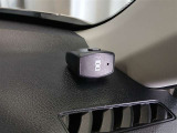車両周辺の障害物を検知し、接近時に警告を発することで、ドライバーが接触を回避する助けとなります。