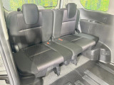 3列目シートはもちろん状態良好☆大人でもゆったりと座って頂けますので、大人数でのお出かけもラクラクです♪ご家族で、気の知れた仲間で、ドライブに行くのが楽しみですね♪