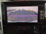 バックモニター付きですから、駐車が不慣れな方でも車庫入れが楽々スムーズ♪お買い物やお出かけ時に活躍間違い無し。使い慣れると手放せない装備になりますよ。