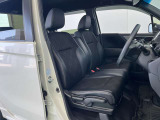 車を運転する際には運転席の存在は欠かせません。しっかりとチェックしたいポイントですね。