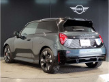 【MINI認定中古車】MINIのご購入はぜひMINI正規ディーラーで!メーカー基準の納車前点検整備を全車実施。規定整備を実施された車両にのみ付帯出来る全国保証。