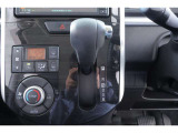 CVT(無段変速機)を採用しています!走行シーンにマッチした変速比で快適ドライブが出来ます♪