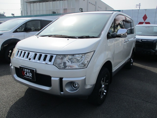 デリカD:5 2.4 G プレミアム 4WD