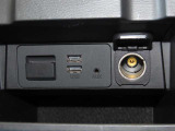 USB-Aに対応しており、市販の充電ケーブルがあれば、スマホ充電できます。