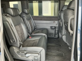 2列目シートも広々としていて、座りやすいです。