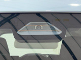 障害物を感知して、衝突の可能性がある場合、運転者へ警告音を発したり、衝突の可能性が高い場合、ブレーキの補助操作を行い、減速して衝突被害を軽減するシステムです。