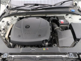 ご納車前に、店舗に併設された整備工場にて点検整備を行います。ボルボ車を熟知したテクニシャンが、ディーラーならではの安心感をご提供致します。