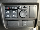 両側電動スライドドア装備!運転席からでもボタン一つで開閉可能です♪