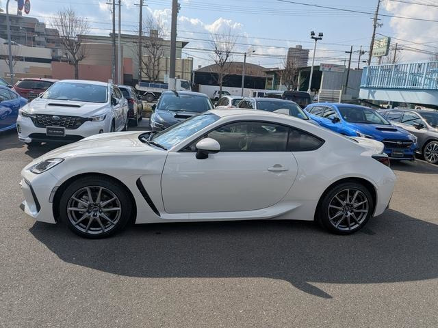 BRZ  2.4 R