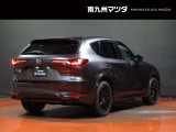 【CX-60】ドライビングエンターテインメントSUV。走ることの感動が感じられるクルマを目指し、五感で感じるクルマとの一体感と、心に響くエンジンサウンドと変速のリズムをつくり込みました。