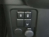 【シートヒーター】寒い季節に重宝するシートヒーター機能付きです。体の芯から温めます。