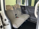 リアシートも広々としていて、座りやすいです。