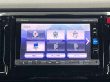 純正メモリナビ(VXM-174VFi)を装着しています。Bluetooth(ブルートゥース)・USB接続/CD・DVD再生/フルセグ視聴等が使用できます。