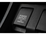 12V電源ソケットから、携帯の充電なども可能です。