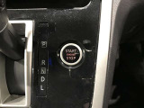 【キーレス】少し離れた場所からでもボタン一つでドアの開錠・施錠ができるのでとっても便利!ドアの鍵穴周りに傷をつけることもありません♪