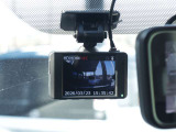 ドライブレコーダーを装備しております。