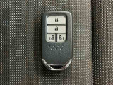 スマートキーです!ドアの施錠・解錠・エンジンの始動がスムーズで大変便利です!