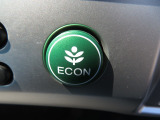 ECONボタンで低燃費モードに☆☆☆ECONスイッチを上手に使ってエコドライブ♪♪環境にもお財布にも優しい装備です☆☆☆