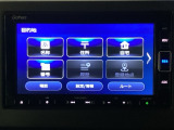 ホンダギャザーズメモリーナビ、フルセグ、DVD、CD再生にbluetoothのオーディオ機能が充実しています。
