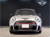 【MINI認定中古車】MINIのご購入はぜひMINI正規ディーラーで!メーカー基準の納車前点検整備を全車実施。規定整備を実施された車両にのみ付帯出来る全国保証。