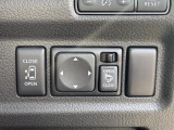 【パワースライドドア】スマートキーや運転席のスイッチでスライドドアの開閉が可能♪電動だから力を入れてドアを開ける必要が無く、小さいお子様でも、重い荷物を持っている時もラクに開け閉めできます♪
