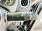 【オートライト】車外の明るさを検知して、自動的にヘッドライトを点灯してくれます♪トンネルを走行する際にも、自動的に点灯してくれて便利な装備の1つです♪