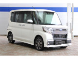 お支払い総額は千葉県内登録、車庫証明当社申請、弊社U-Car各店舗でご納車の場合です。千葉県外在住のお客様は、総額に加えて、県外登録諸費用2.2万円および、輸送費等がかかります。