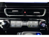 ★エアコンはオートタイプが装着済みです!オートモードにしておけば、車内温度を設定するだけで風の料や吹き出し口の切り替えを機械が行ってくれます!一年中快適な環境を作れますよ♪