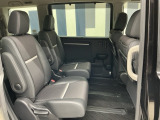 2列目シートも広々としていて、座りやすいです。
