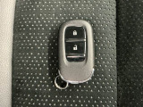 スマートキーです!ドアの施錠・解錠・エンジンの始動がスムーズで大変便利です!