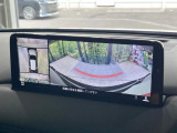【360&deg;ビューモニター】専用のカメラにより、上から見下ろしたような視点で360度クルマの周囲を確認することができます☆死角部分も確認しやすく、狭い場所での切り返しや駐車もスムーズに行えます。