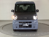 LEDヘッドライトを装備しています。LEDヘッドライトはとても明るく、雨の日や夜間走行も安全・安心です。