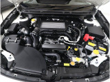 ■スバルと言えば水平対向エンジン。車体の低い位置に搭載されているので、万一の衝突時には、エンジンルームの下へ潜り込み、室内の乗員の被害軽減に貢献致します。