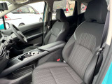 助手席もゆったりとしてドライブを楽しめますね!!