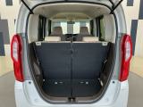 ラゲッジスペースは日常使う分には充分な広さです。