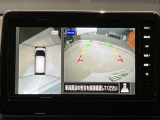 クルマを空から見たような映像が映る、アラウンドビューモニターで、車両周辺の安全確認も一目できます!小さなお子様や障害物も確認できるので、運転のしやすさだけでなく事故防止にも役立ち安心して駐車できます♪