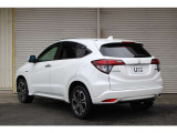 ハイブリッドシステム HYBRID i-DCDでスポーティーな走りと、優れた低燃費のVEZEL HYBRID。コンパクトなシステムとすることでスマートなボディーの中に大きな空間が生み出されています。