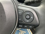 クルーズコントロール付き。アクセルペダルから足を離しても一定の速度で走行できるので高速道路が楽になります♪また、無駄なアクセルの踏み込みが抑えられエコドライブにも貢献します