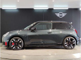 【MINI認定中古車】MINIのご購入はぜひMINI正規ディーラーで!メーカー基準の納車前点検整備を全車実施。規定整備を実施された車両にのみ付帯出来る全国保証。