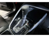 扱いやすい位置に配置されたフロアオートマチックです☆CVTを採用で滑らかでスムーズな走りが楽しめますよ♪