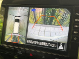 【アラウンドビューモニター】専用のカメラにより、上から見下ろしたような視点で360度クルマの周囲を確認することができます☆死角部分も確認しやすく、狭い場所での切り返しや駐車もスムーズに行えます。