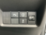 障害物センサー、横滑り防止装置、万が一の時にあると心強いホンダセンシング機能-路外逸脱抑制機能・歩行者事故低減ステアリング・BSI・踏み間違い衝突軽減システム・CMBS付きです!