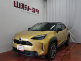 人気コンパクトSUV ヤリスクロスです!運転しやすいコンパクトボディーに、SUVの走り。雪道の運転も安心ですね♪