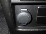 シガーソケット用の充電器が使用可能です!