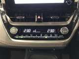 左右独立温度コントロールフルオートエアコンです。運転席、助手席それぞれで独立して温度設定ができます。冷え性の方が乗っても安心ですね♪