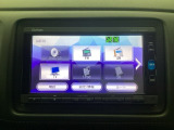 メモリーナビにフルセグTV機能あり。 ドライブや旅行に欠かせない装備です。
