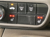【シートヒーター】寒い日に重宝するシートヒーター!エアコンより早く温まってくれるので寒がりの人も安心ですね♪エアコンの温風は乾燥するから苦手、という方にもをおすすめです。
