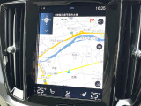 【9インチタッチスクリーン純正HDDナビ】「Apple Car Play」「Android Auto」対応のボルボ先進ナビゲーション「SENSUS」。最新地図データへ無料更新してお渡しします。