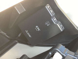 ETCももちろん搭載。いちいち料金所で停車する必要なんて当然ないです。スムーズにストレスなくドライブをお楽しみください。(※支払総額にセットアップ費用は含まれておりません。)